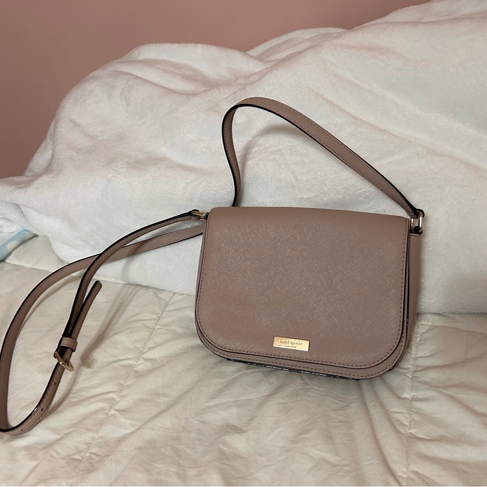 Kate spade crossbody bag